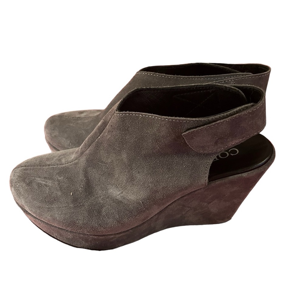 CORDANI brand sling back platform wedge. Size 36. (Size 5 1/2 U…